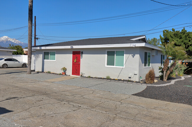 5358 Howard St in Ontario, CA - Building Photo - Building Photo