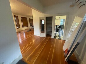 2002 NE 13th Ave in Portland, OR - Building Photo - Building Photo