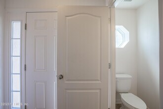 11657 Hickory Oak Dr in Jacksonville, FL - Building Photo - Building Photo