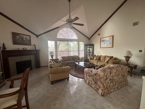 488 Prairie Hill Ln in Murphy, TX - Foto de edificio - Building Photo