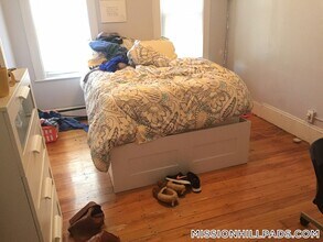 168 Hillside St in Boston, MA - Foto de edificio - Building Photo