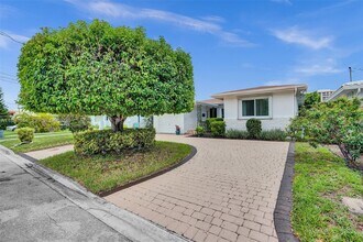 8851 Byron Ave in Surfside, FL - Building Photo - Building Photo