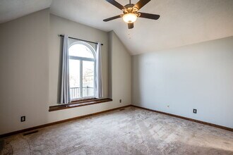 112 S Springwood Dr in Derby, KS - Building Photo - Building Photo