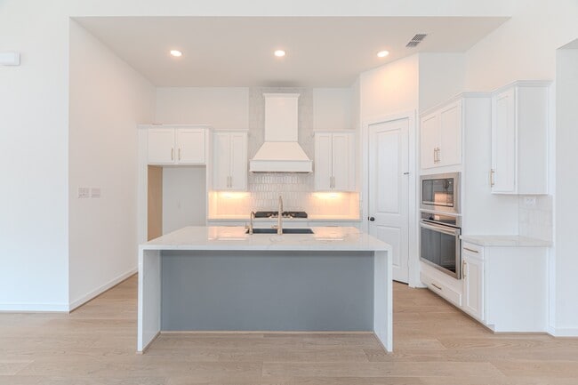 property at 21722 Ellsworth Gdn Ln