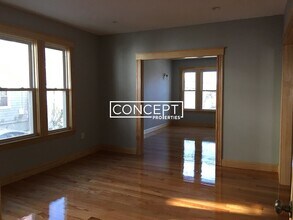 152 Winchester St in Brookline, MA - Building Photo - Building Photo
