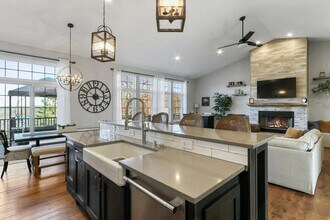 1175 La Salle Ct in Lake Geneva, WI - Building Photo - Building Photo