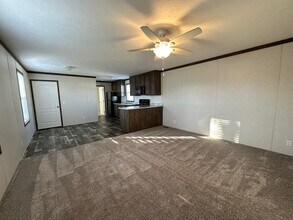 642 Oregon St in Belleville, MI - Building Photo - Building Photo