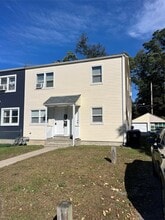 21 Vernon Terrace in Poughkeepsie, NY - Building Photo - Building Photo