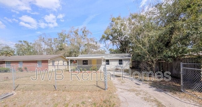 9023 Madison Ave in Jacksonville, FL - Building Photo - Building Photo