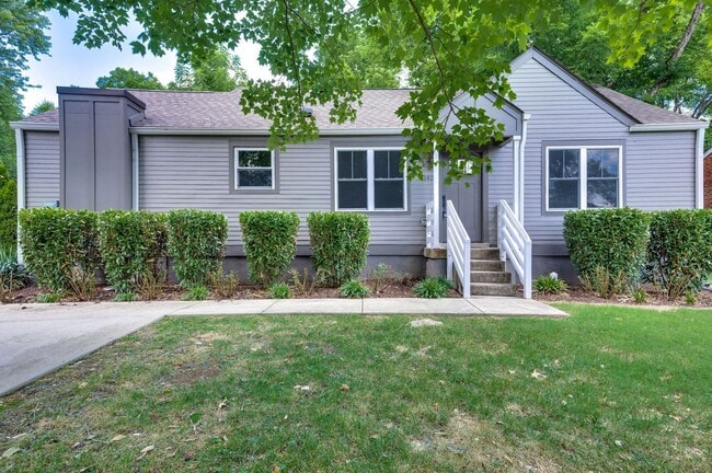 property at 1421 Janie Ave