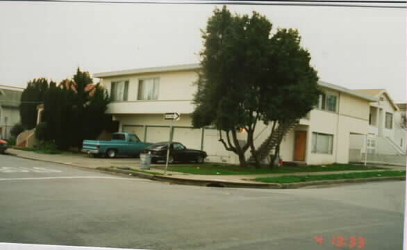 515 Cypress Ave in South San Francisco, CA - Building Photo