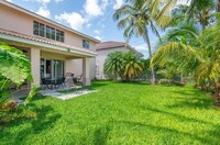 804 Crestview Cir, Unit 902 in Weston, FL - Building Photo - Building Photo