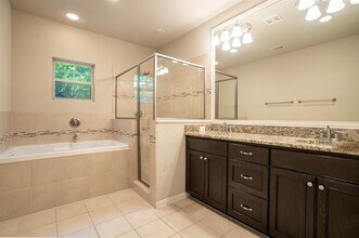 8715 Tudor Pl in Dallas, TX - Building Photo - Building Photo