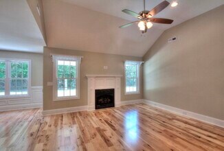 3005 Daufaskie Rd in Sumter, SC - Building Photo - Building Photo