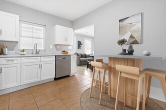 666 Main St, Unit 1 in Wakefield, MA - Building Photo - Building Photo