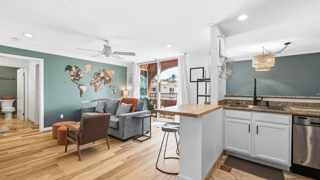 860 Turquoise St