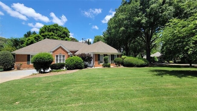 property at 5005 Johns Creek Ct