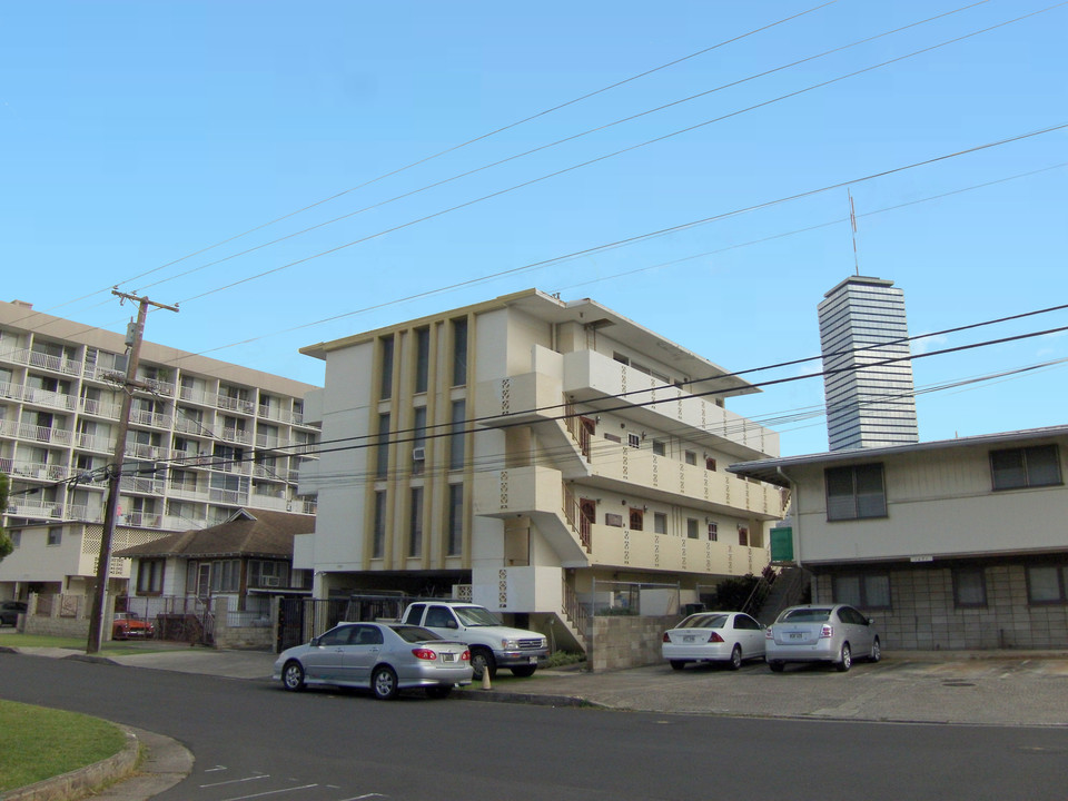 1703 Citron St in Honolulu, HI - Building Photo