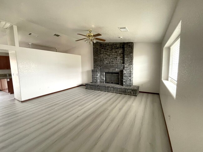 9430 Irene Ave in California City, CA - Building Photo - Building Photo
