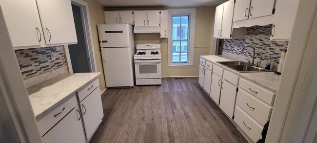 405 W Washington St in Howell, MI - Building Photo - Building Photo