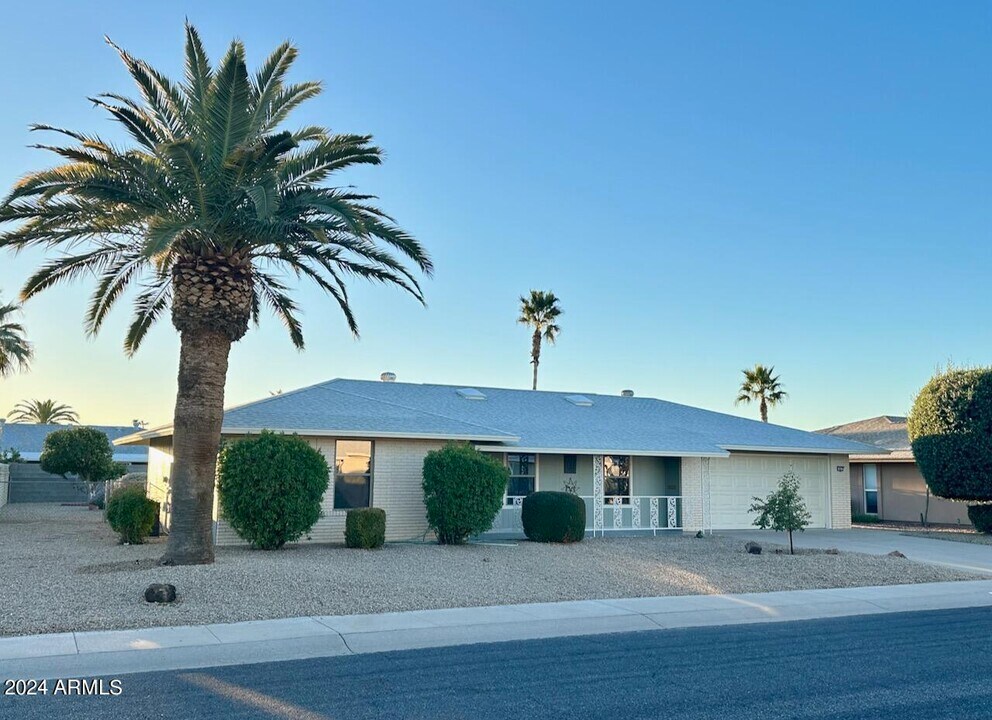 9617 W Glen Oaks Cir N in Sun City, AZ - Building Photo