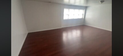 2530 W Fitch Ave, Unit G in Chicago, IL - Building Photo - Building Photo