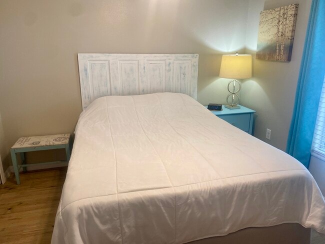 536 Winthrop Dr in Spring Hill, FL - Building Photo - Building Photo