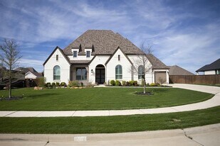 2812 Fawnwood Ct in Sherman, TX - Building Photo