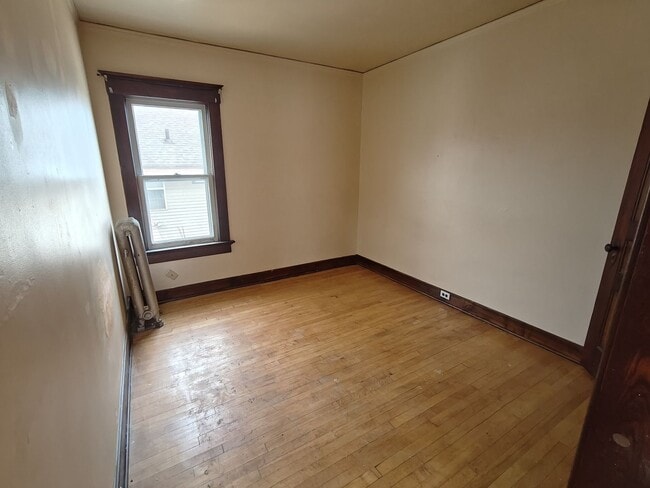 property at 1118 S 14th St