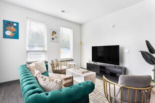 6105 N Rural St in Indianapolis, IN - Building Photo