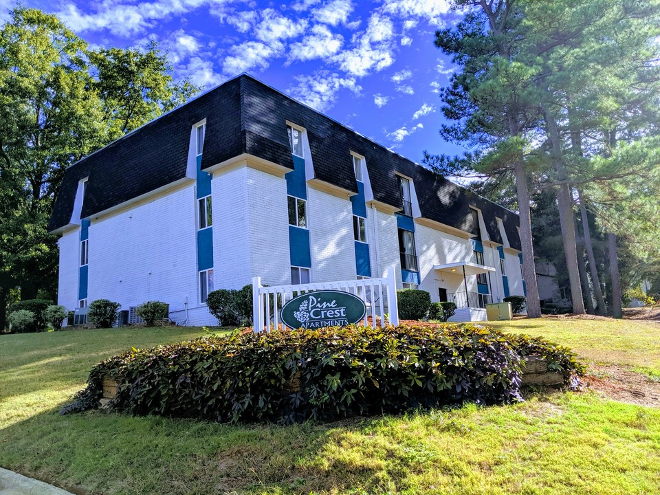 Pine Crest Apartments in North Augusta, SC - Building Photo