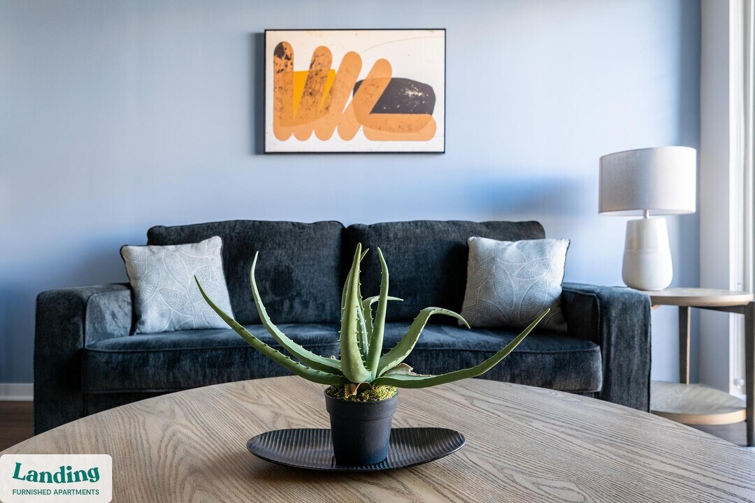 1600 NW 38th St in Kansas City, MO - Building Photo