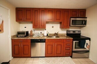 36 Bellvista Rd, Unit 14 in Boston, MA - Building Photo - Building Photo