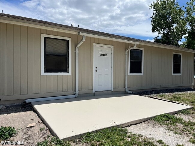 property at 27501 Playa Del Rey Ln