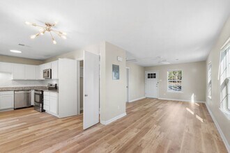 901-903 Allen St in San Marcos, TX - Building Photo - Building Photo