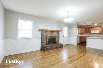 11806 E 62nd Terrace in Kansas City, MO - Foto de edificio - Building Photo