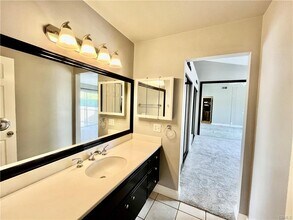 9 Stanford Ct in Irvine, CA - Building Photo - Building Photo