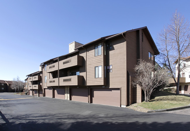 The Broadmoorings in Colorado Springs, CO - Building Photo - Building Photo