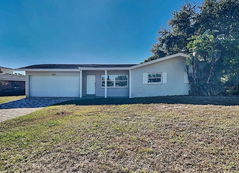 1265 Stratford Dr in Clearwater, FL - Building Photo