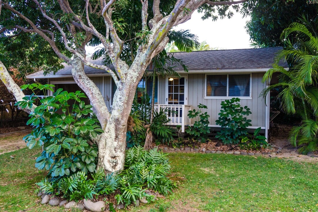 320 Nakoa Dr., Unit APT A in Wailuku, HI - Building Photo