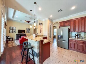 1150 Fairway Dr in Canyon Lake, TX - Building Photo - Building Photo