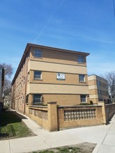 South Shore 12 Unit Multifamily in Chicago, IL - Building Photo - Building Photo