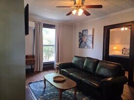 403 W Flower St, Unit A in Pulaski, TN - Building Photo