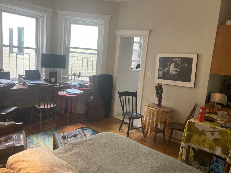 14 Aberdeen St, Unit 34 in Boston, MA - Building Photo