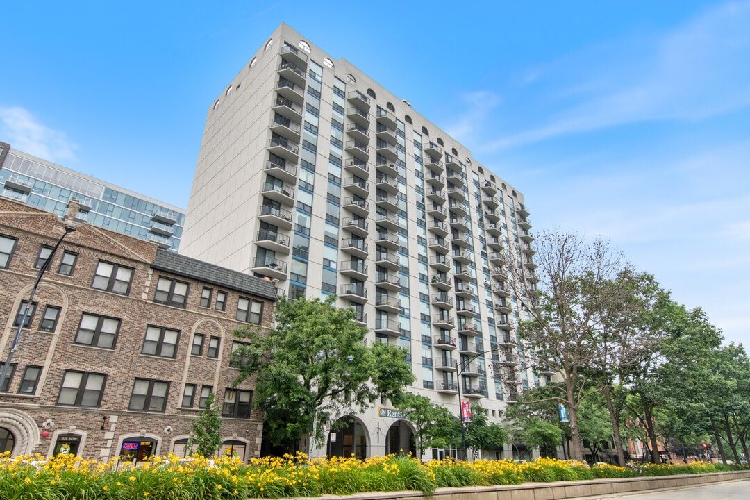 1250 N La Salle Dr in Chicago, IL - Building Photo