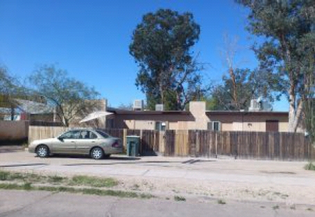 2415 N Geronimo Ave in Tucson, AZ - Foto de edificio