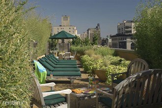 120 W 23rd St-Unit -2B in New York, NY - Building Photo - Building Photo