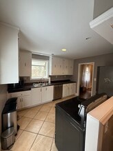 3315 Dumas Dr in Nashville, TN - Building Photo - Building Photo