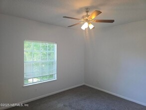 10000 Gate Pkwy in Jacksonville, FL - Building Photo - Building Photo