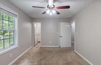 104 Evanmeade Dr in Smyrna, TN - Building Photo - Building Photo